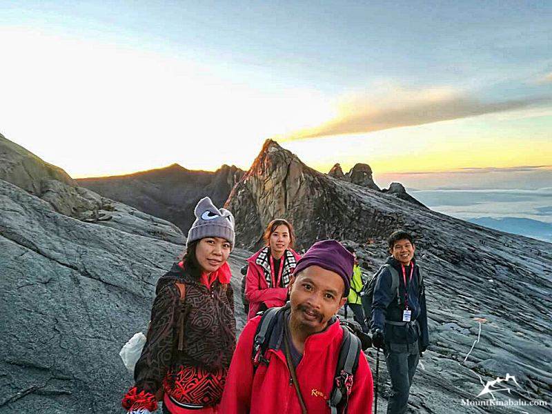 mount kota kinabalu trek