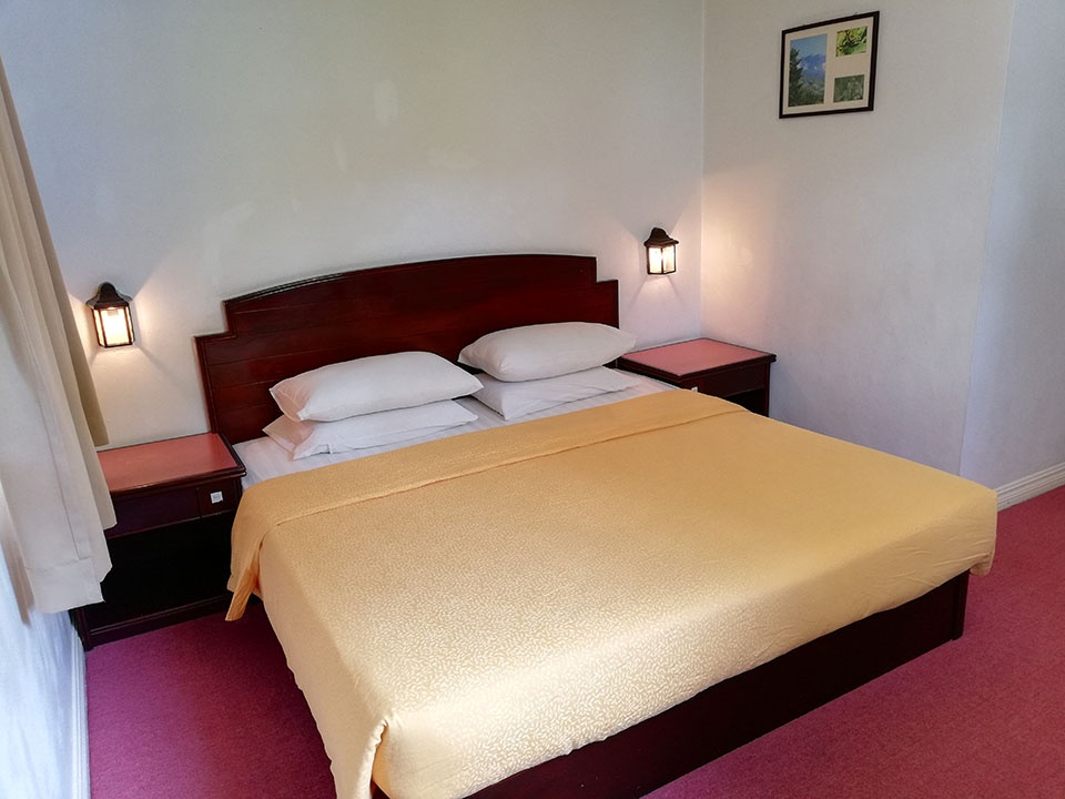 Kinabalu Pine Resort Superior Standard Room King Bed