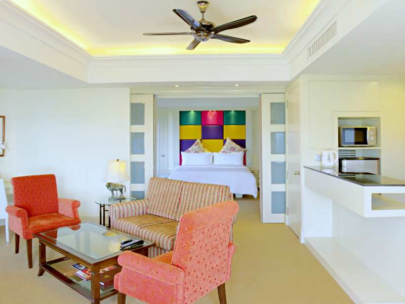The Magellan Sutera Resort - Executive Suite King Bedroom