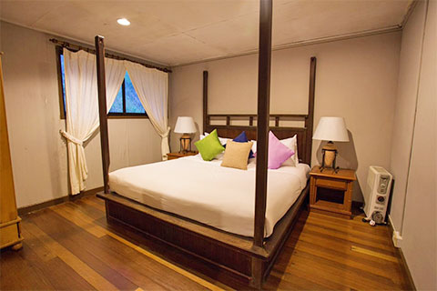 Peak Lodge Master Bedroom