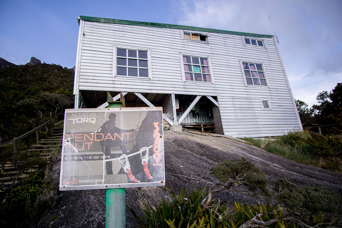 Stay - Pendant Hut